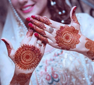Latest Mehndi Designs For Eid 2018: Hands and Feet