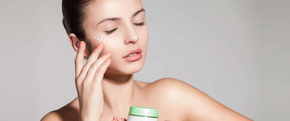 Top 15 Best Skin Whitening Night Creams in Pakistan