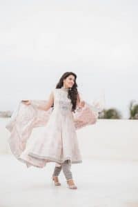 Watch out Breathtaking Photo-Shoot of Most Beautiful Actress Ayeza Khan for Eid 2018