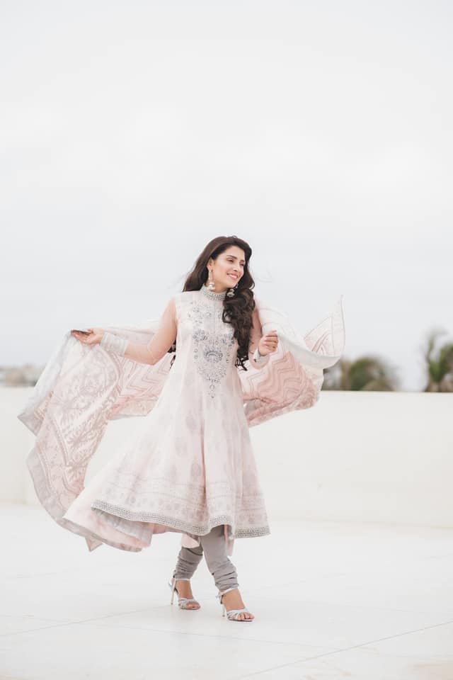 Watch out Breathtaking Photo-Shoot of Most Beautiful Actress Ayeza Khan for Eid 2018 