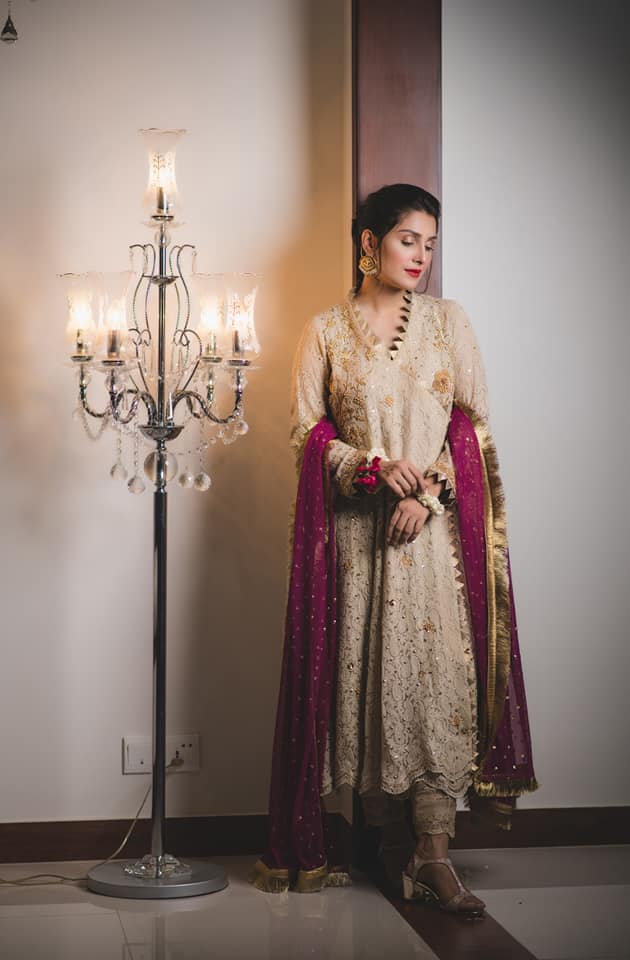 Watch out Breathtaking Photo-Shoot of Most Beautiful Actress Ayeza Khan for Eid 2018 