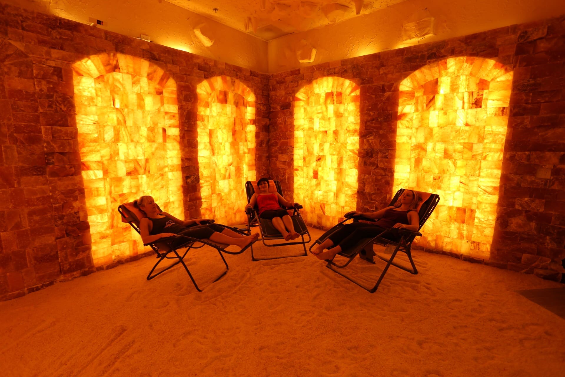 Explore the Beauty of Pakistan’s Largest Salt Mine in Khewra