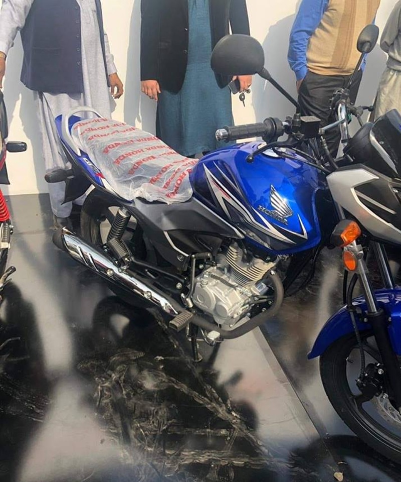 A New Honda 125CC Motorcycle on its Way to Pakistan